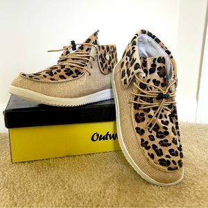 NEW Slip on Cheetah Print Shoe